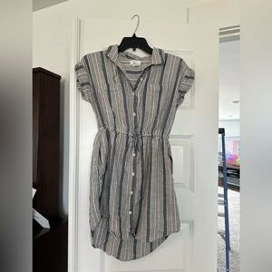 Chic Striped Mini Dress in Black and White